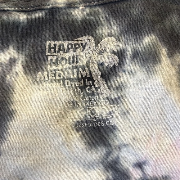 Happy Hour Stay Cool Ying-Yang Graphic Print Tie Dye Short Sleeve T-shirt. M. - Picture 5 of 5